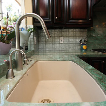 Magnificent 2-tone Cherry Finish Kitchen