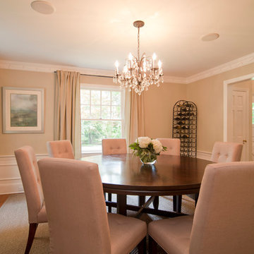 Traditional Dining Room