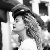 Hillary Lauer's photo
