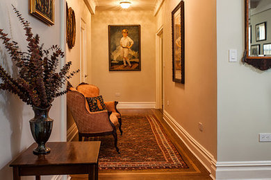 Inspiration for a timeless living room remodel in New York