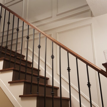 Oshawa, ON - Wall Imperfection Distractor [ wainscoting ]