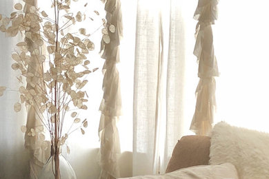 Inspiration for a transitional living room remodel in Nashville