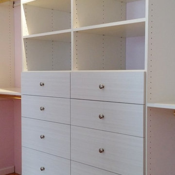 Etched White Chocolate Walk-in Closet