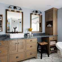 Bathroom of the Week: Reconfigured Modern