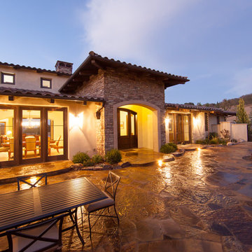 Santa Ysabel Residence