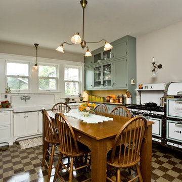Modern Kitchen with 1920s look