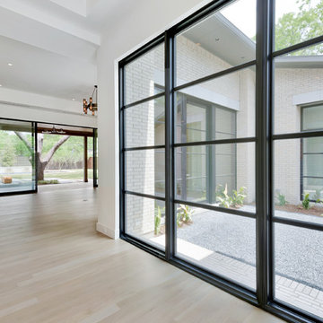 Bluffview Contemporary