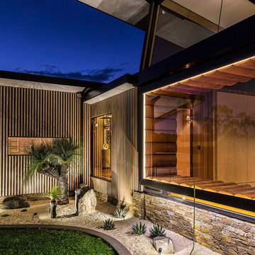 LUXE LODGE - External Windowbox Seat