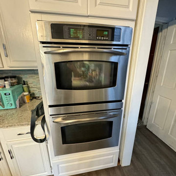 GE double oven not working