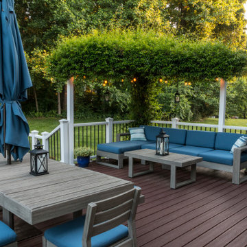 Elegant Pool & Entertaining Deck