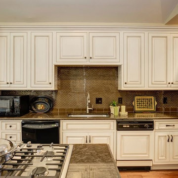 McLean Kitchen
