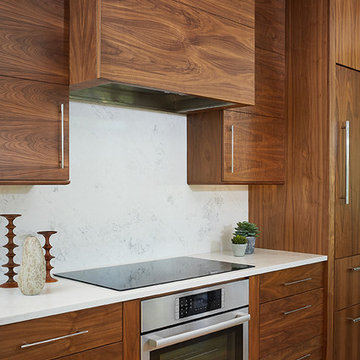 The Holloway - Contemporary Farmhouse