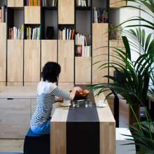 Houzz Tour: Ingenious Built-in Furniture Maximises a Small Flat
