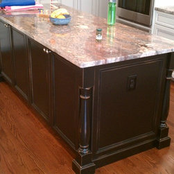 Nabors - Kitchen Cabinetry