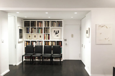 Photo of a modern entryway in New York.