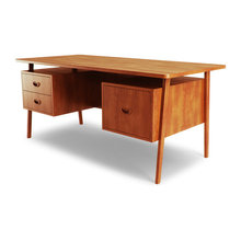 rgeorge1's desks