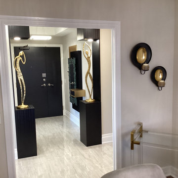 CONDO ENTRYWAY