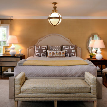 Modern Look Residence: Bedroom