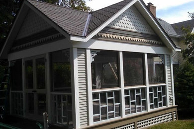 Inspiration for an exterior home remodel in Chicago