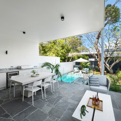 Casa Avalon - Products