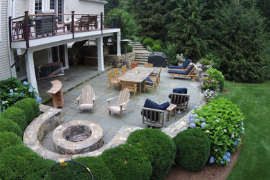 Example of a patio design in New York