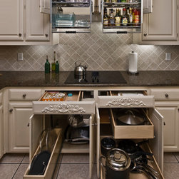 ShelfGenie Glide-Out Shelving Features - Kitchen Drawer Organizers