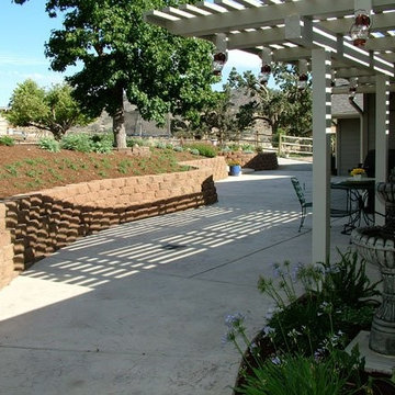 Memorable Oasis Designed for Entertaining
