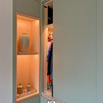 Large wardrobe and Dresser | Rotherhithe