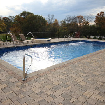 20 x 44 Rectangle with Spill Over Spa (OakBrook 2014)