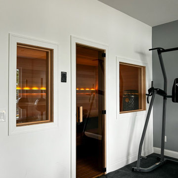 Modern Hemlock Home Sauna