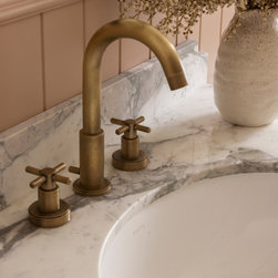 Scottish Country Home - Bathroom Taps & Shower Heads