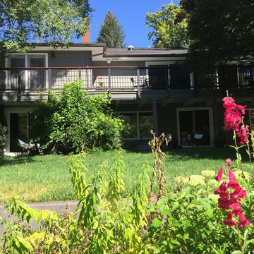 Modern Deck Update to Mid-Centruy home in West Slope