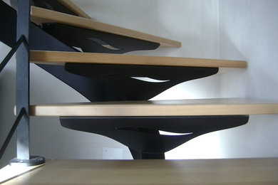 Escaliers métalliques Fabrication Française - Gamme LOTUS