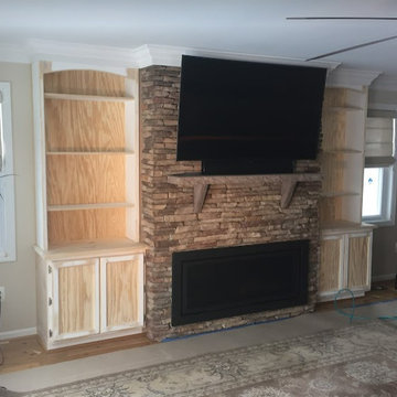 Lake Shore, MD - Stacked Stone Fireplace - Built-in Shelves