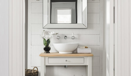Small Bathroom? 8 Non-Essential Items to Get Rid Of