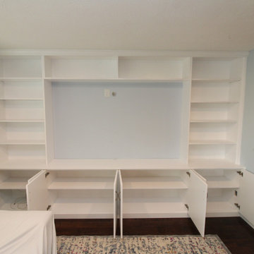 Custom Built-In Modern Entertainment Center Floor-to-Ceiling, Wall-to-Wall