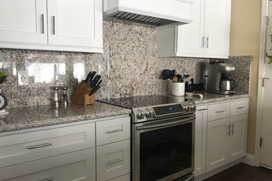 Example of a classic kitchen design in San Francisco