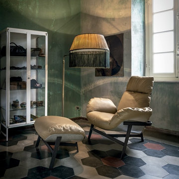 Selling: Jupiter Lounge Chair