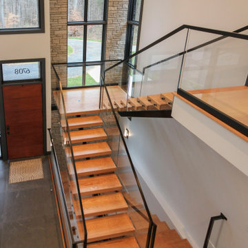 Project #98 | Modern Mono-beam Staircase with Glass Railing