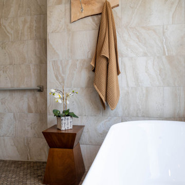 Woodwork master bathroom