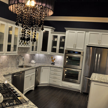 Dove White/Praa sands display