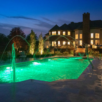 Barrington Hills, IL Scalloped Edge Pool with Round Hot Tub and Sunshelf