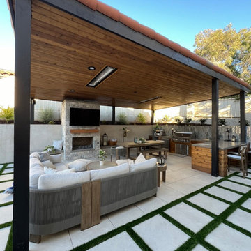 Pool & Backyard