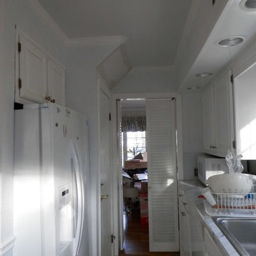 mb kitchen wallpaper