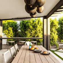 outdoor kitchen