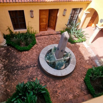 Hacienda Las Tapias - The Italian Courtyard separates the Great Room from the Gu