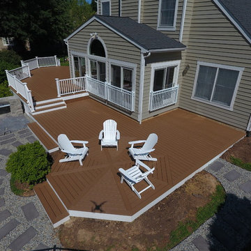 Mega deck