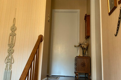 FOYER BEFORE