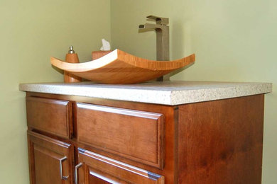 Elegant bathroom photo in Toronto