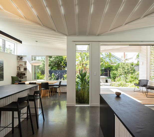 Living Room by Strachan Group Architects